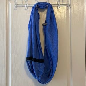 Lululemon Customizable Snap Scarf, Royal Blue